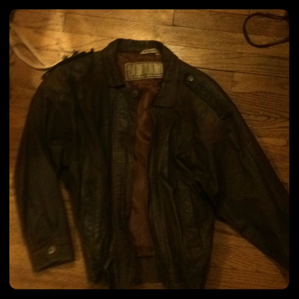 Vintage BB Dakota Leather Bomber